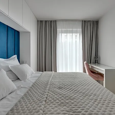 Amber Port 11 By Grand Apartment *