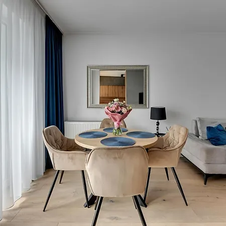 Amber Port 11 By Grand