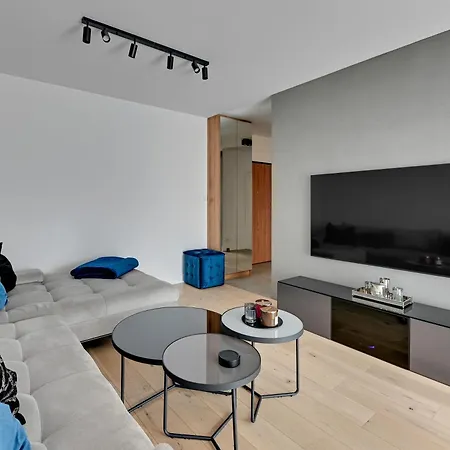 Amber Port 11 By Grand Apartment *