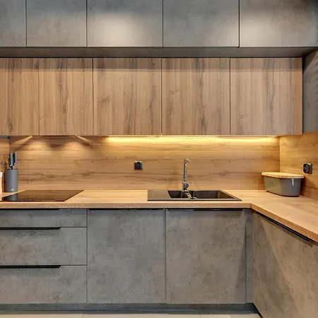 Amber Port 11 By Grand Apartment *