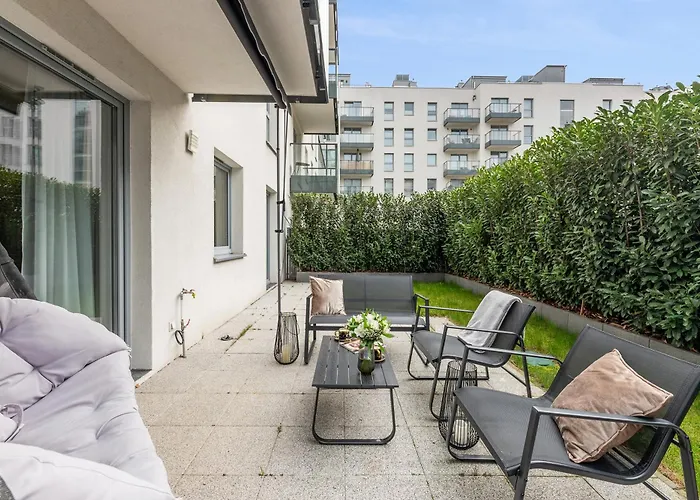 Amber Port 11 By Grand *