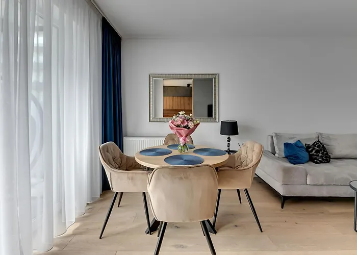 Amber Port 11 By Grand