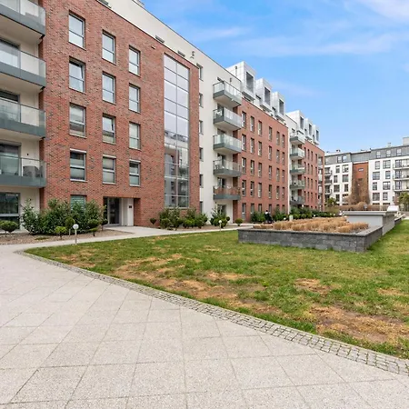 Amber Port 11 By Grand